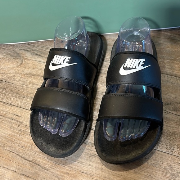 Nike Offcourt Duo Women's Slide Sandals Size 9 - Picture 1 of 7